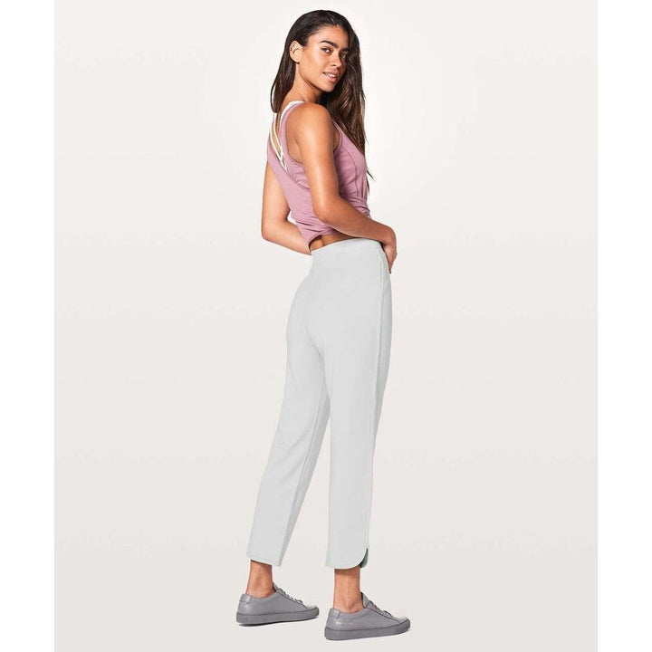 Lululemon Every Moment Pant in Vapor - Size 4
