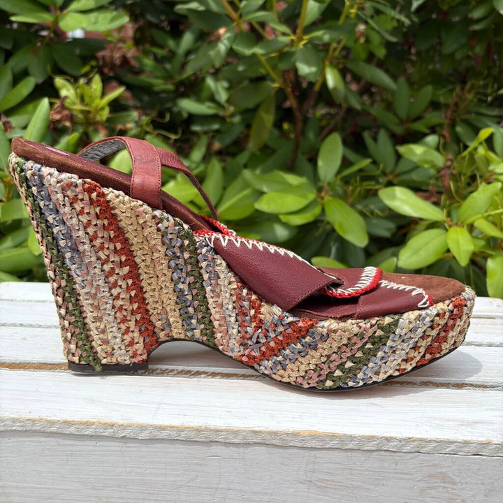 Isabella Fiore Embroidered Leather Wedge Sandals - Size 10