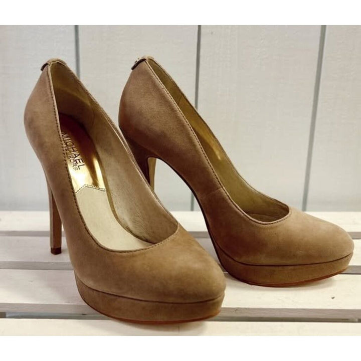 Micheal Kors Antoinette Sude Pumps - Size 7