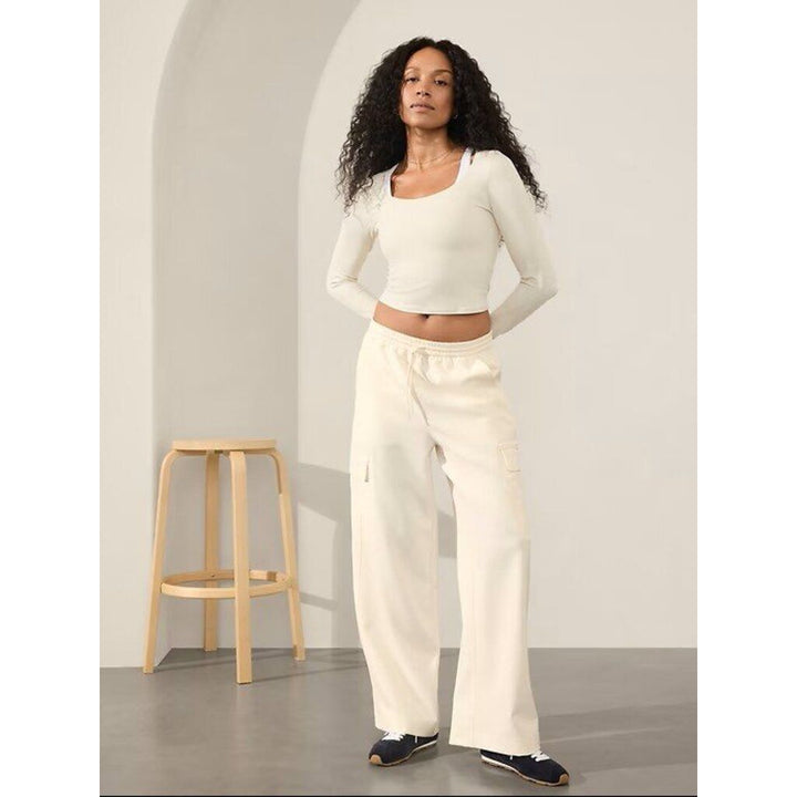 Athleta NWT Promenade High Rise Cargo Pant - Size Small