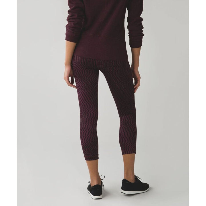 Lululemon Wunder Under Crop (Hi-Rise) *Full-On Luon in Shifted Horizon Red Grape Black - Size 10