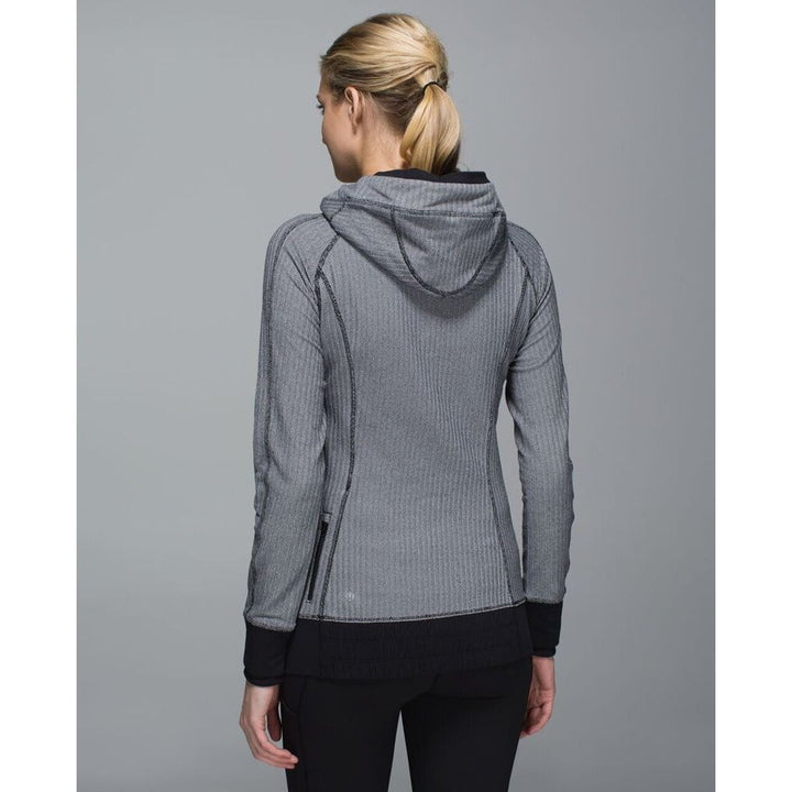 Lululemon Think Fast Hoodie in Heathered Herringbone/Black - Size 2