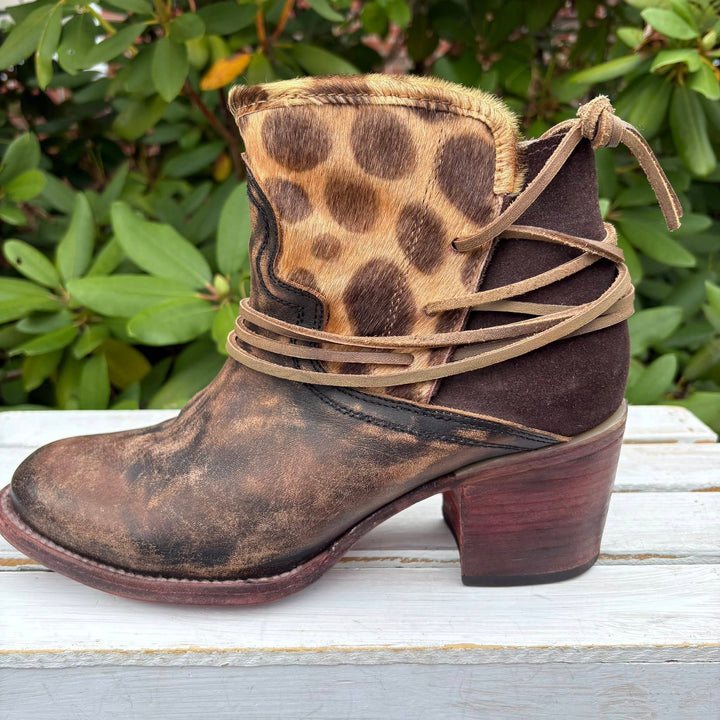 Free Bird Casey Leather Tie Booties - Size 10