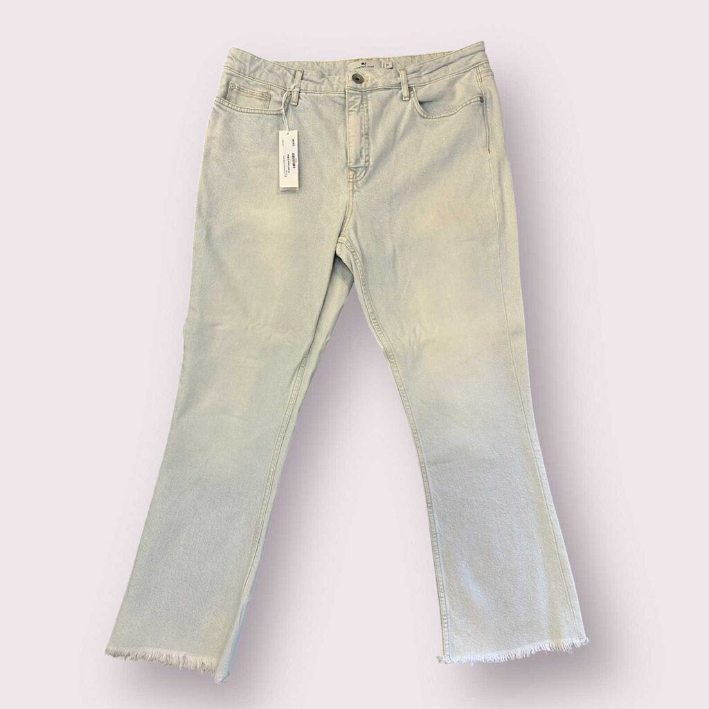 Vineyard Vines NWT High Rise Kick Flare Jeans in Light Indigo - Size 32