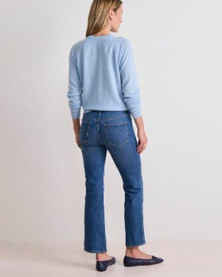 Vineyard Vines High Rise Kick Flare Jean - Size 33