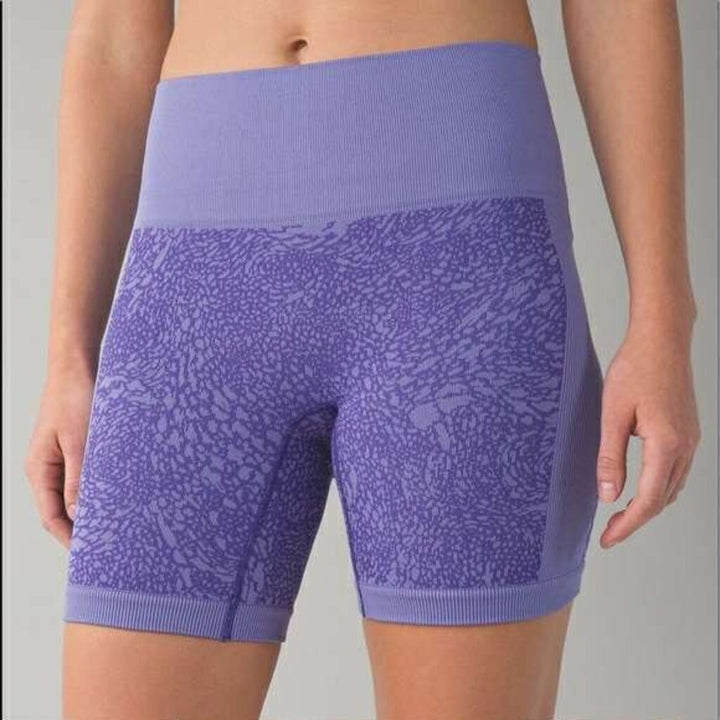 Lululemon Sculpt Biker Shorts In Purple - Size Small