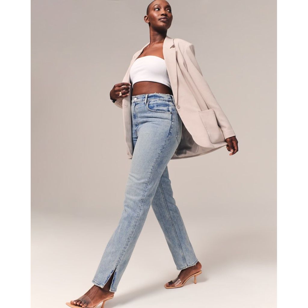 Abercrombie & Fitch Curve Love Ultra High Rise 90s Straight Jean - Size 24