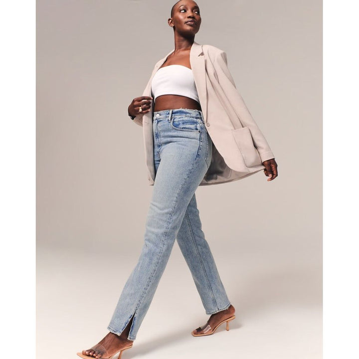 Abercrombie & Fitch Curve Love Ultra High Rise 90s Straight Jean - Size 24