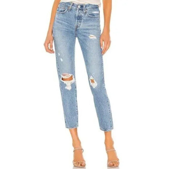 Levi’s High Rise Wedgie Icon Fit Jeans in Authentically Yours - Size 26