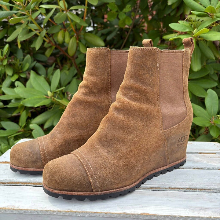 Ugg Pax Boots in Chipmunk Leather - Size 40