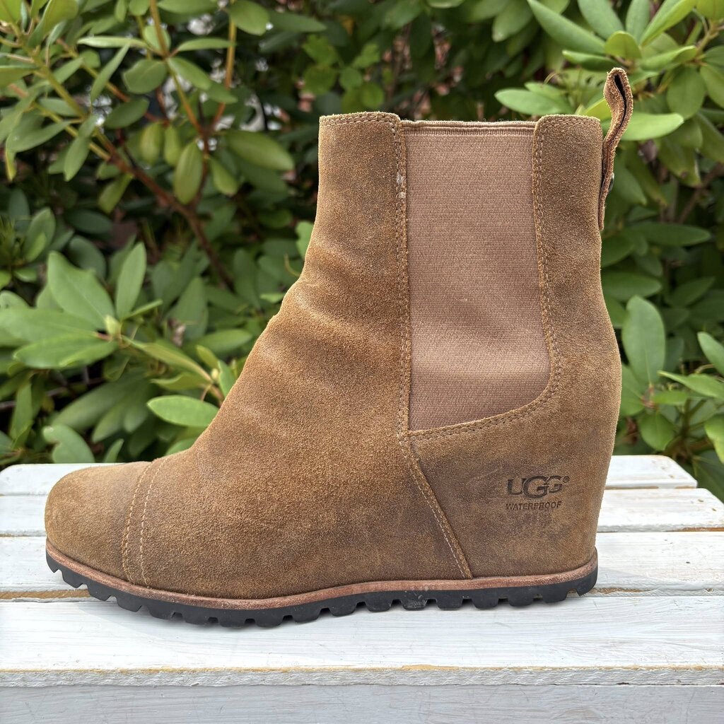 Ugg Pax Boots in Chipmunk Leather - Size 40