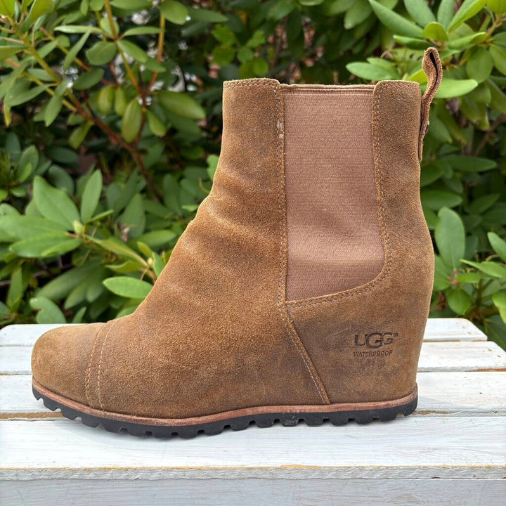 Ugg Pax Boots in Chipmunk Leather - Size 40