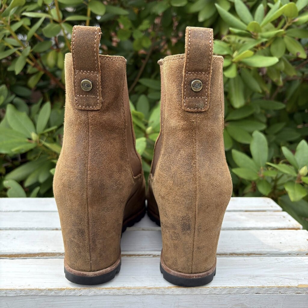 Ugg Pax Boots in Chipmunk Leather - Size 40