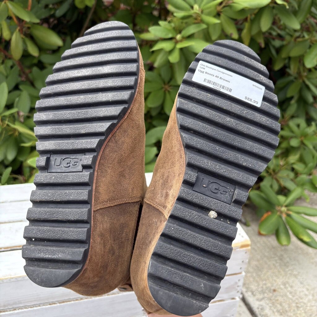 Ugg Pax Boots in Chipmunk Leather - Size 40