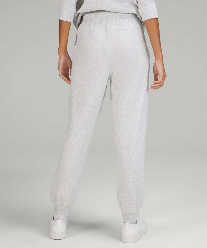 Lululemon Scuba High-Rise Relaxed Jogger in Heathered Core Ultra Light Grey - Size 6(Retails $118)