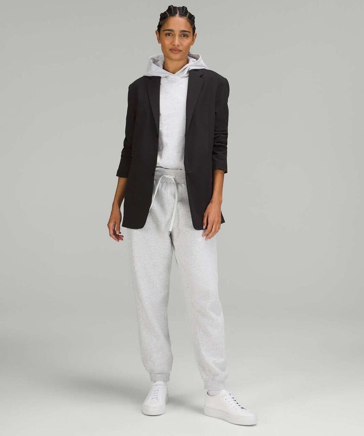 Lululemon Scuba High-Rise Relaxed Jogger in Heathered Core Ultra Light Grey - Size 6(Retails $118)