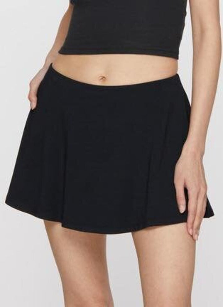 Skims NWT Mini Smooth Lounge Skort in Obsidian - Size Medium