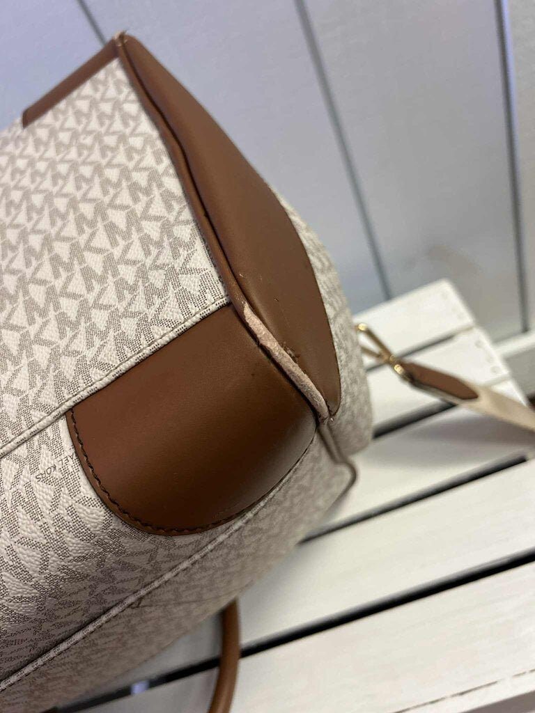 Michael Kors Top Handle Travel Crossbody Tote