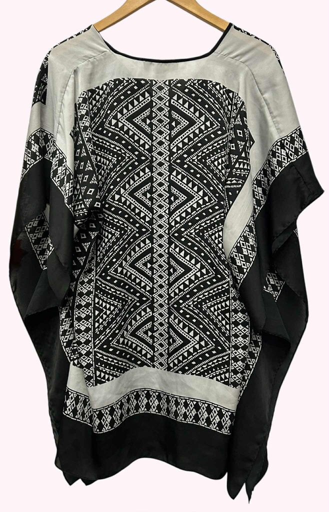 Michael Kors Geometric Caftan Shawl - Size S/M