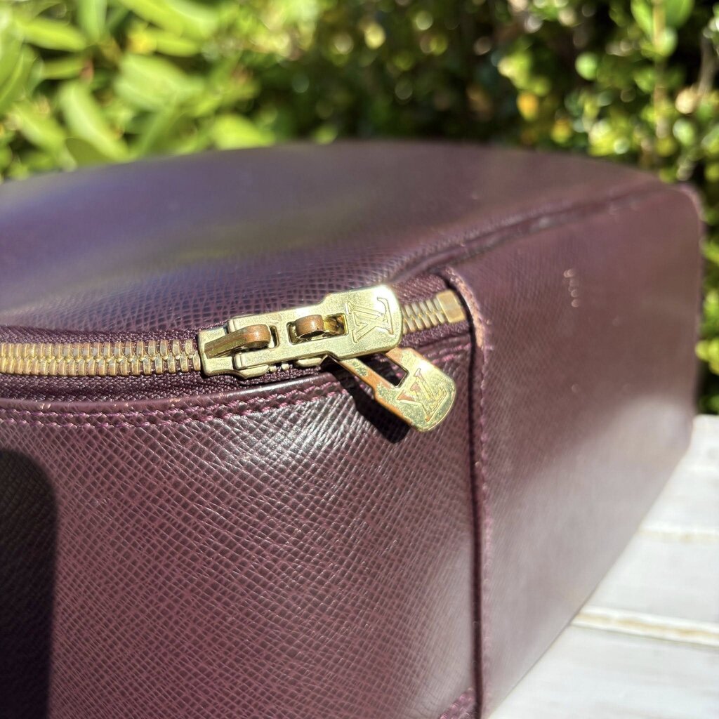 Louis Vuitton Taïga Tura 2 Way Travel Bag