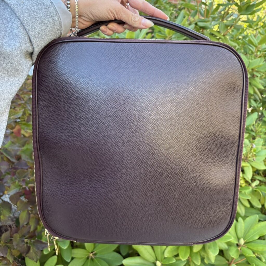 Louis Vuitton Taïga Tura 2 Way Travel Bag