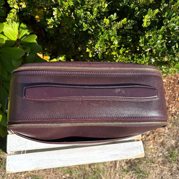 Louis Vuitton Taïga Tura 2 Way Travel Bag