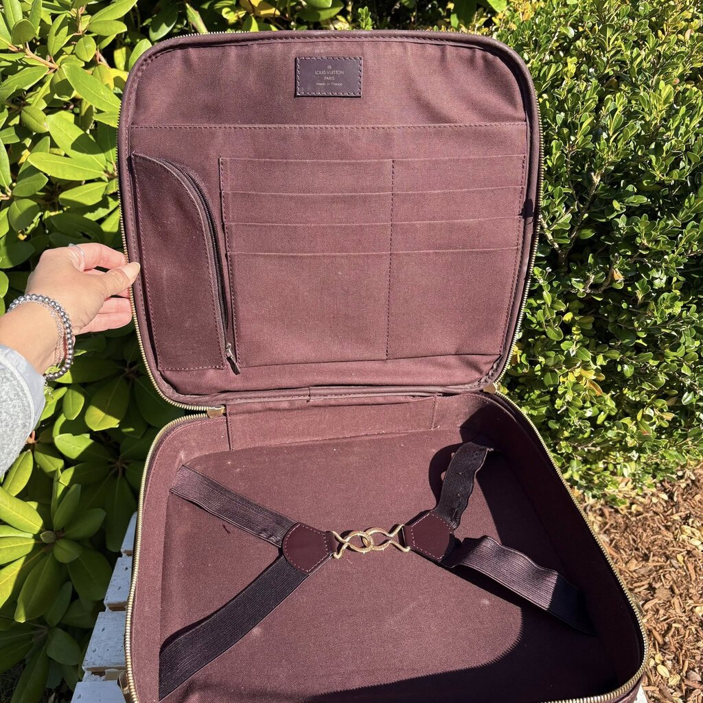 Louis Vuitton Taïga Tura 2 Way Travel Bag