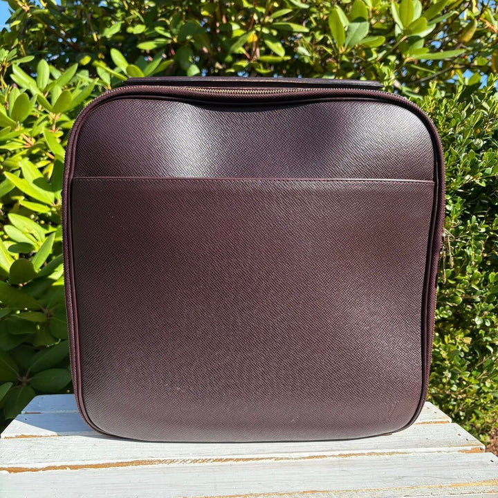 Louis Vuitton Taïga Tura 2 Way Travel Bag