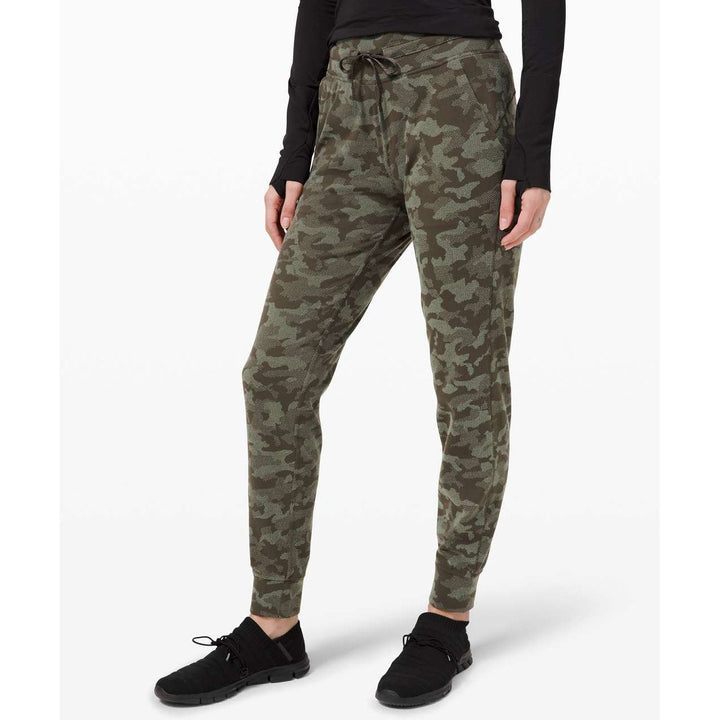 Lululemon Ready to Rulu Jogger 29" in Heritage Camo Dark Olive Green Twill - Size 10
