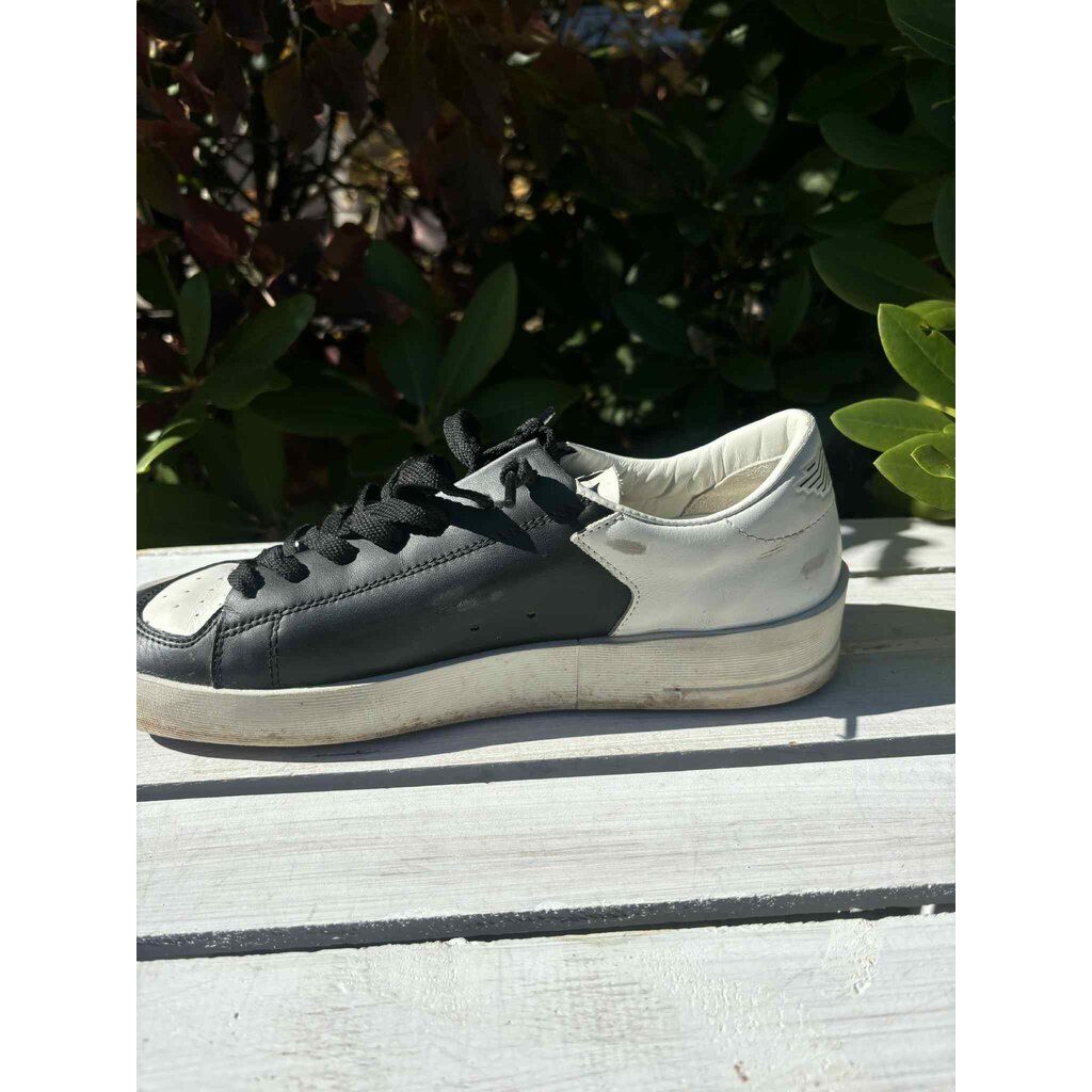 Golden Goose Superdan Low Top Sneakers - Size 40