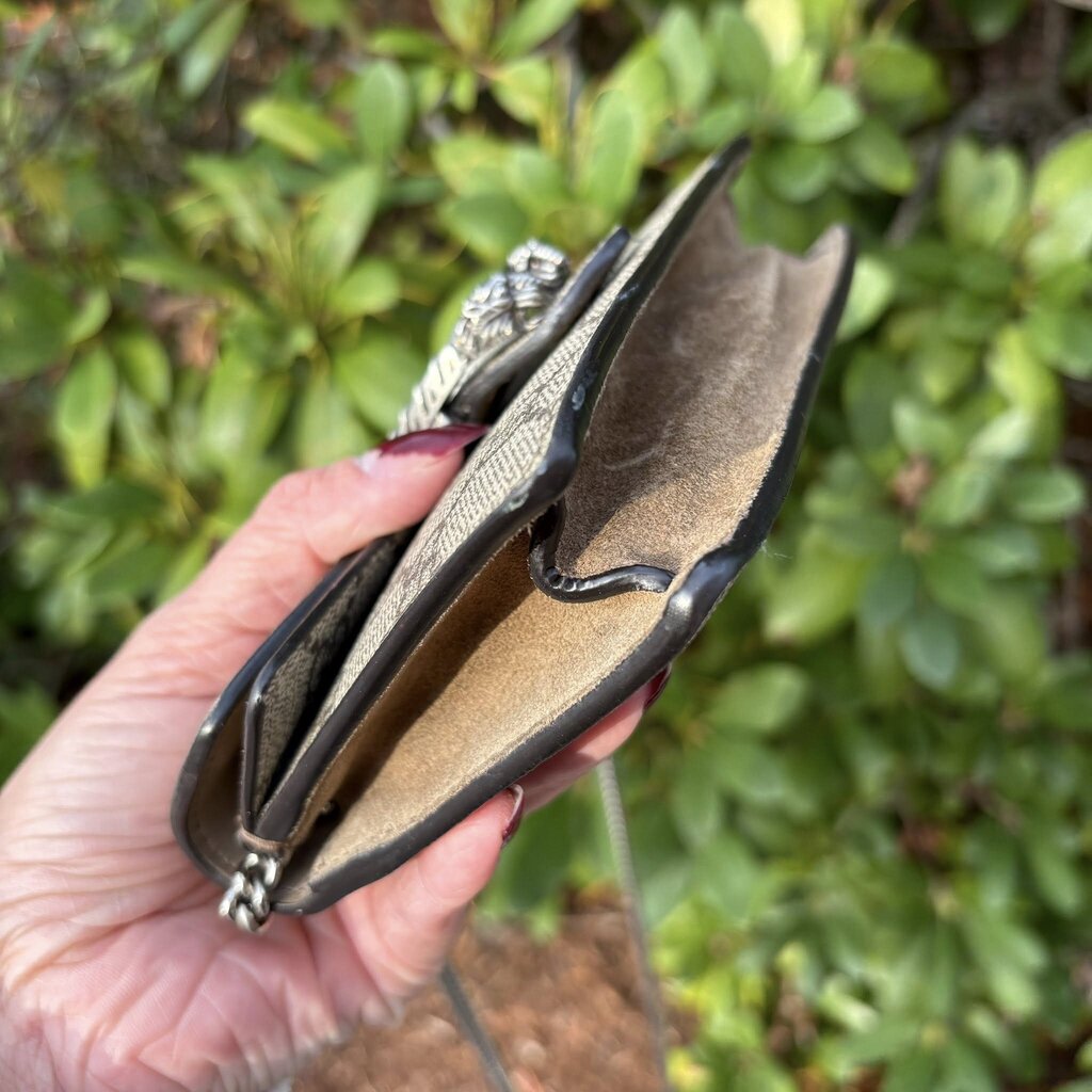 Gucci Dionysus GG Supreme Super Mini Crossbody