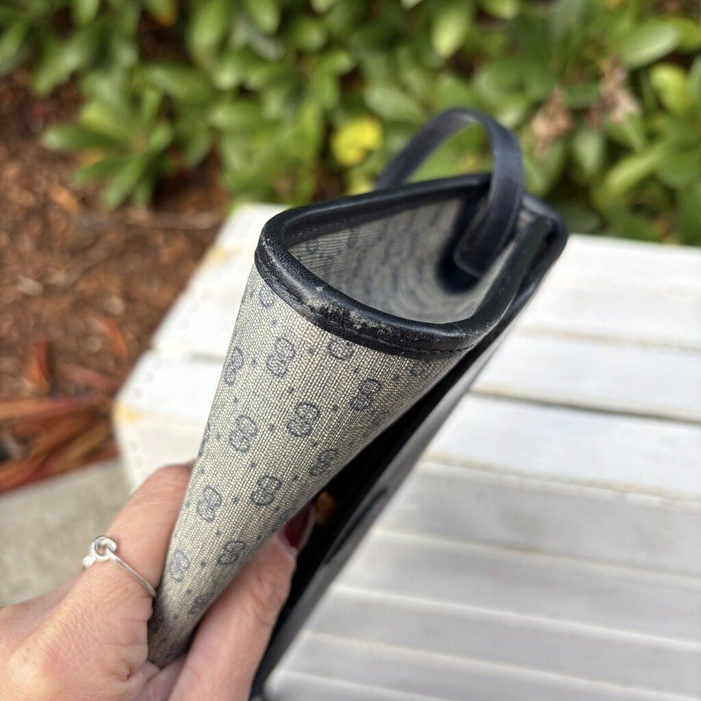 Gucci Vintage Clutch Crossbody