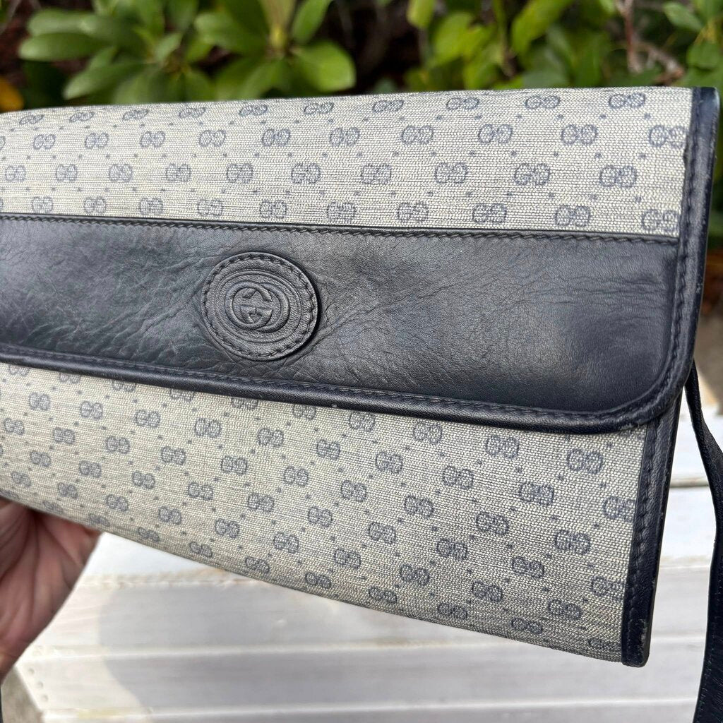 Gucci Vintage Clutch Crossbody