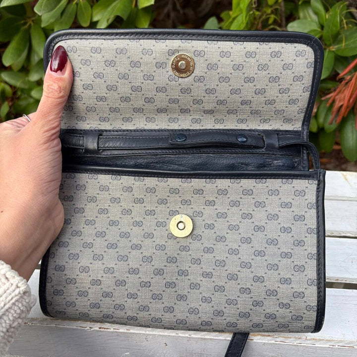 Gucci Vintage Clutch Crossbody