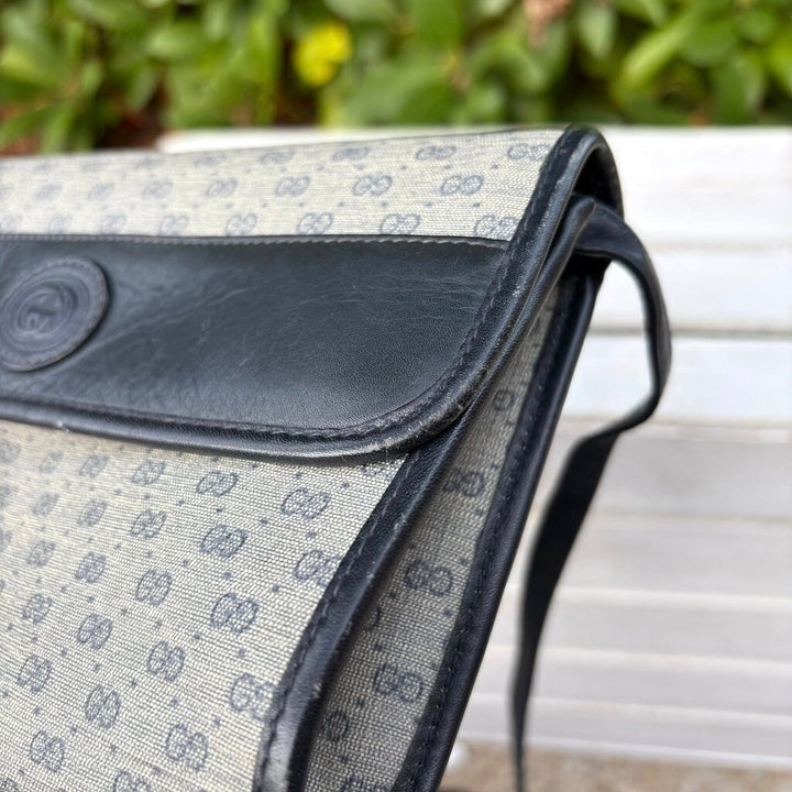 Gucci Vintage Clutch Crossbody