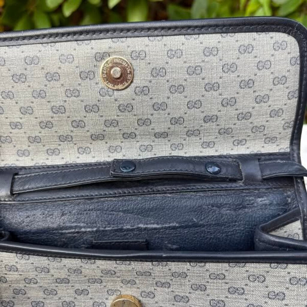 Gucci Vintage Clutch Crossbody