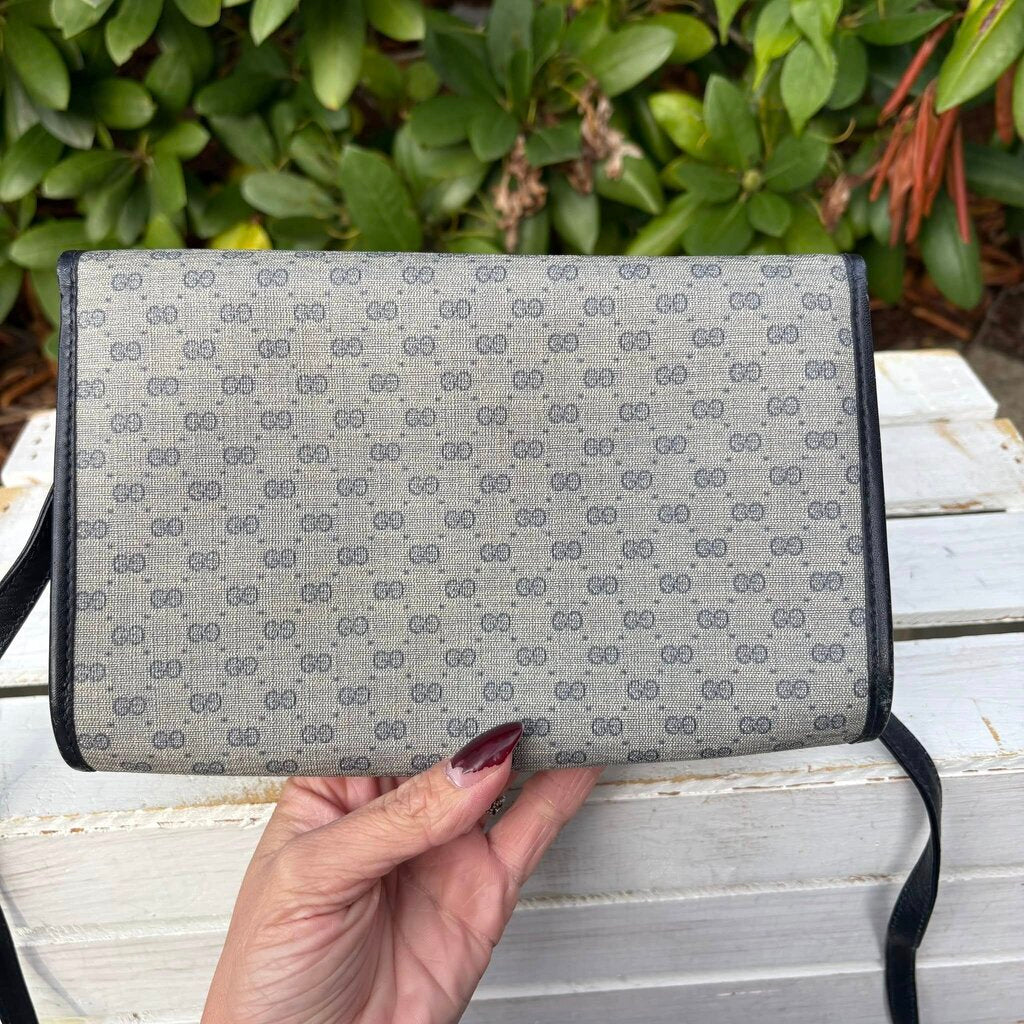 Gucci Vintage Clutch Crossbody