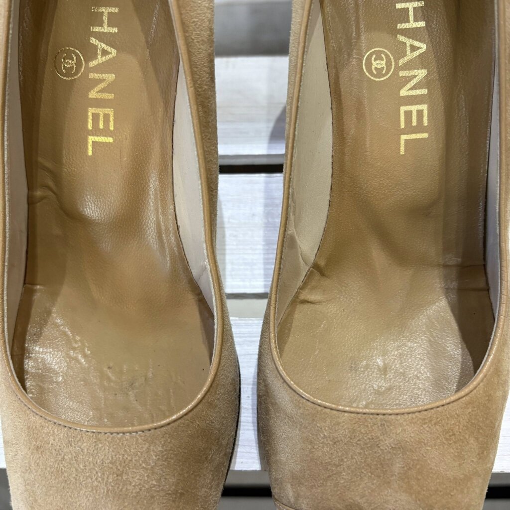 Chanel Vintage Suede Heels - Size 38