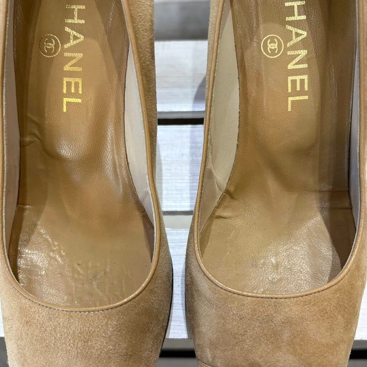 Chanel Vintage Suede Heels - Size 38