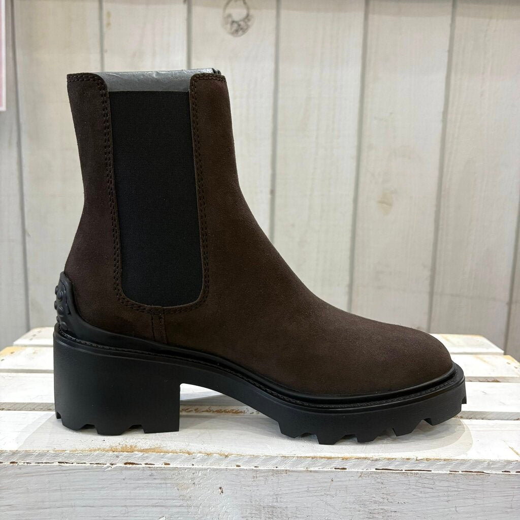 Tod's NWT Suede Slip On Booties in Palissan - Size 8 (Retails for $1,045)