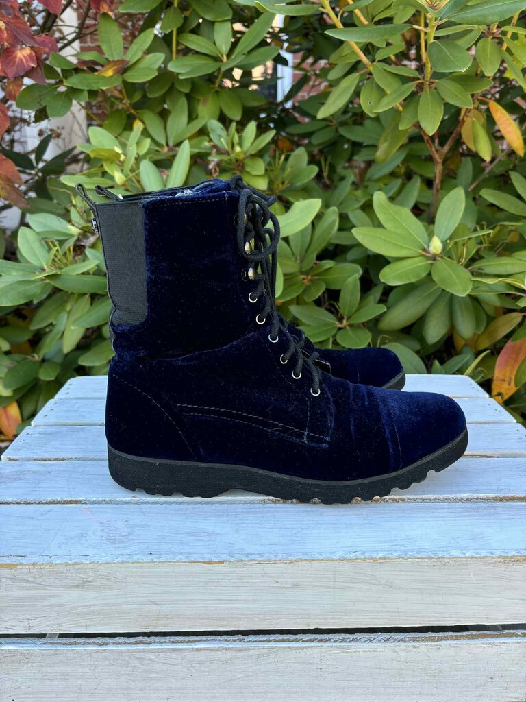 Donald Pliner Ease Blue Velvet Combat Boots - Size 8.5