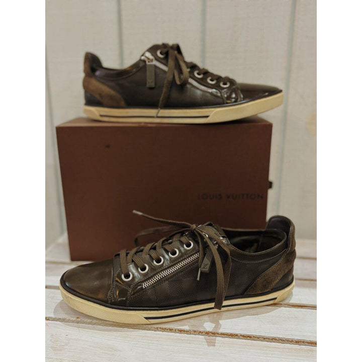 Louis Vuitton Men’s Damier Adventure Low Top Sneakers - Size Men's 6.5