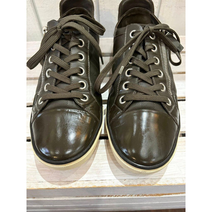 Louis Vuitton Men’s Damier Adventure Low Top Sneakers - Size Men's 6.5