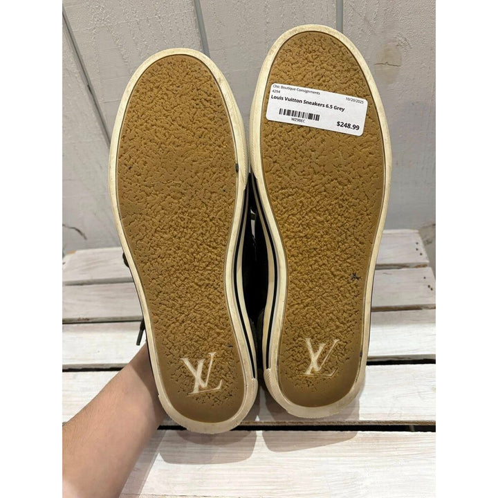 Louis Vuitton Men’s Damier Adventure Low Top Sneakers - Size Men's 6.5