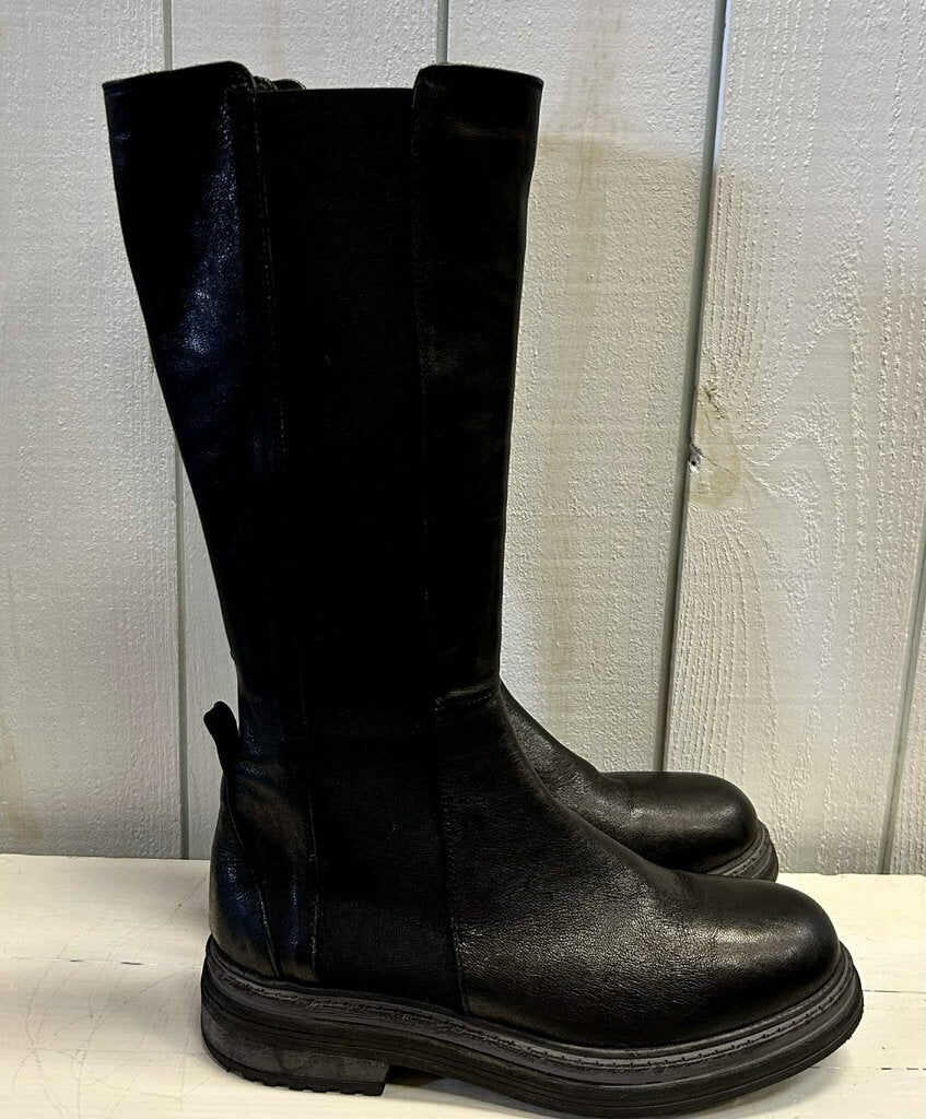 Emanuele Crasto Black Leather Knee-High Boots (Retails for $250) - Size 39