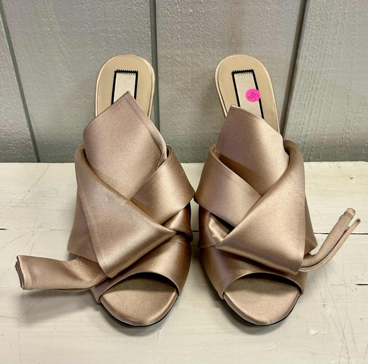 N21 Beige Satin Raso Knot Mule Sandals (Retails for $600) - Size 38