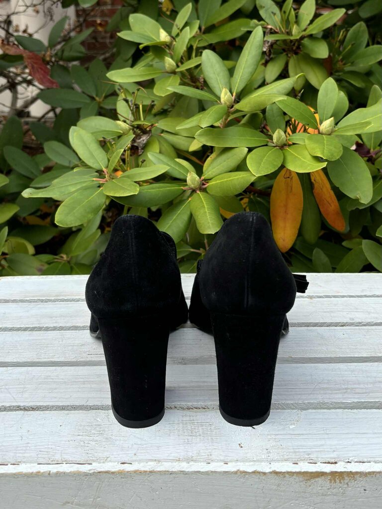 Stuart Weitzman Suede Loafer Heels - Size 8.5