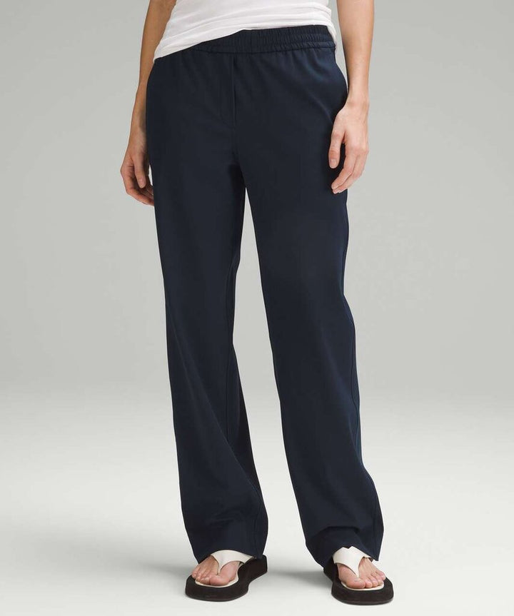 Lululemon Luxtreme Mid-Rise Straight-Leg Trouser in True Navy - Size Small