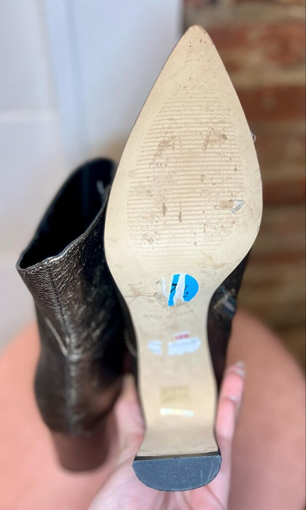 Marian Spain Booties In Bronze Metallic Leather - Size 38
