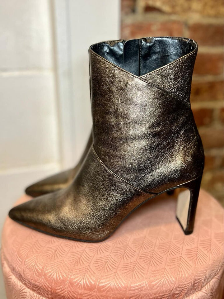 Marian Spain Booties In Bronze Metallic Leather - Size 38